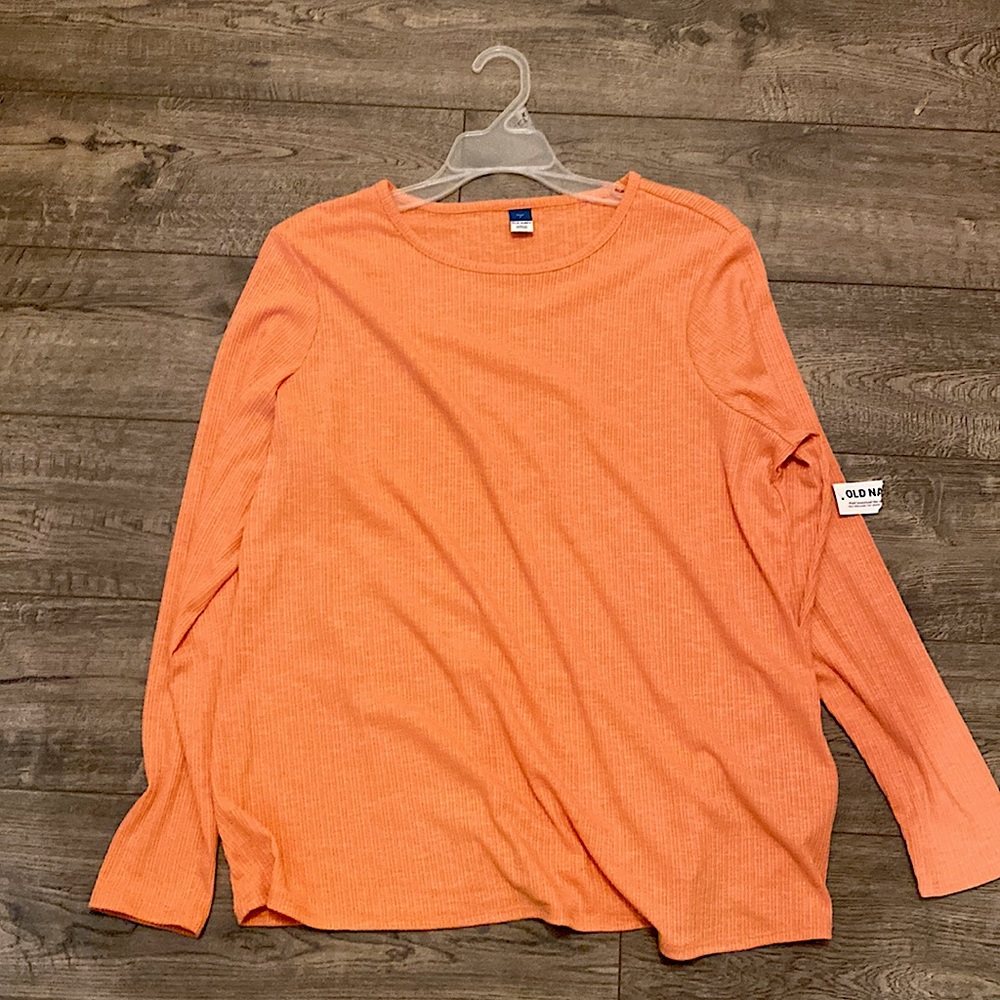 Old navy shirt